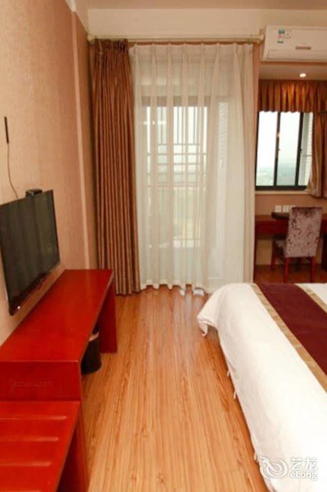 Helun Hotel Chengdú Exterior foto